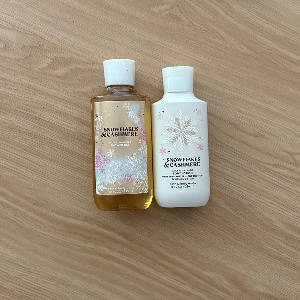Bath & Body Works Snowflakes & Cashmere